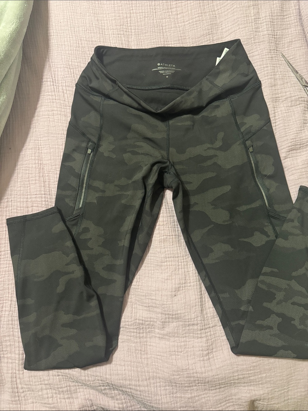 Athleta Rainier Reflective Tight legging